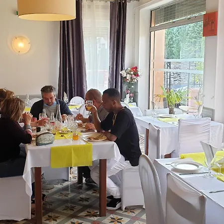 - Restaurant - Bar Saint Avit L Des Tchoumjeu *
