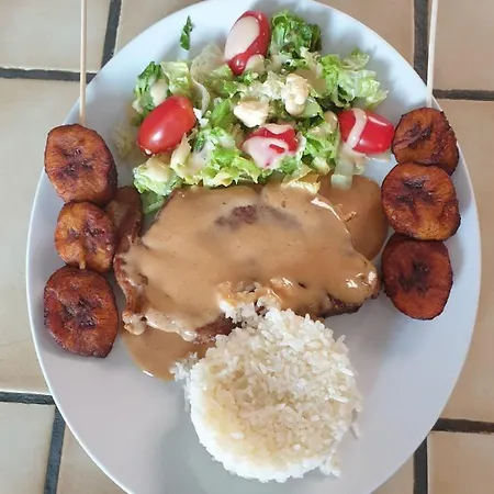 Hotel - Restaurant - Bar Saint Avit L Des Tchoumjeu Lourdes